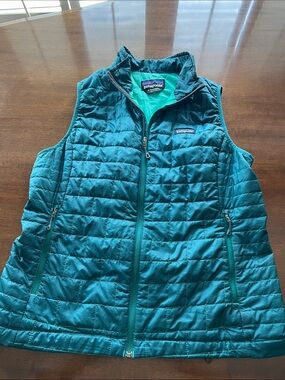 Patagonia Teal Quilted Women's Packable Vest